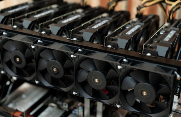 Public Miners Boosted Bitcoin Output Level And Hash Rate